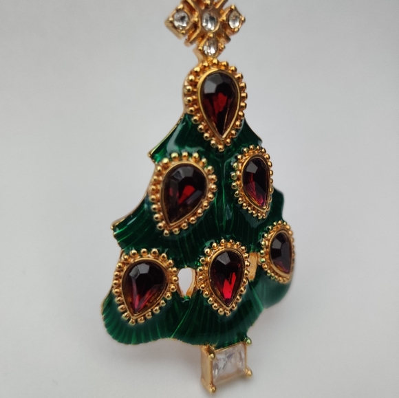 Vintage Signed Monet Christmas Tree Brooch - Picture 10 of 15
